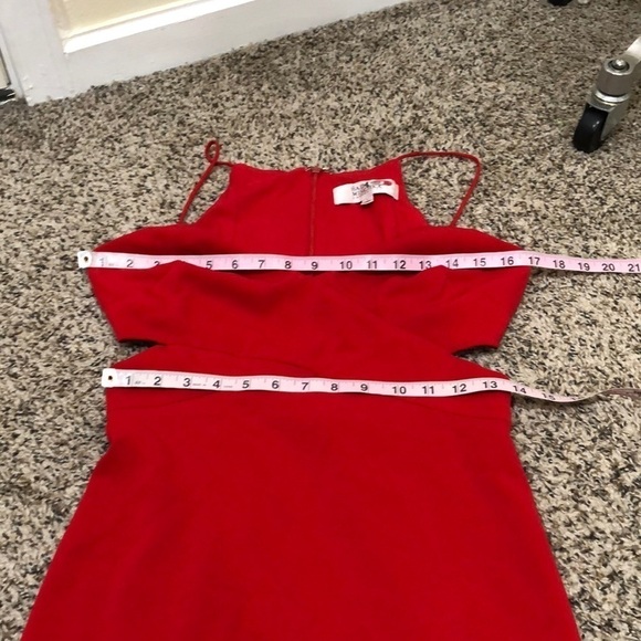 Badgley Mischka Odessa Crossover Cut Out Sides Dress Size 4 - Picture 9 of 11